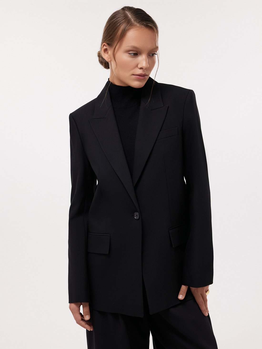 Удлиненный жакет на пуговице (Р158): фото №1