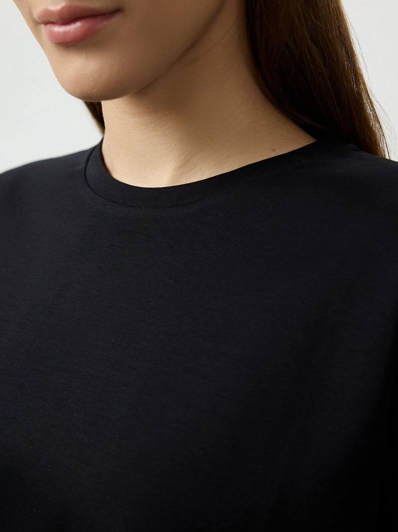 Однотонная футболка из 100% хлопка 