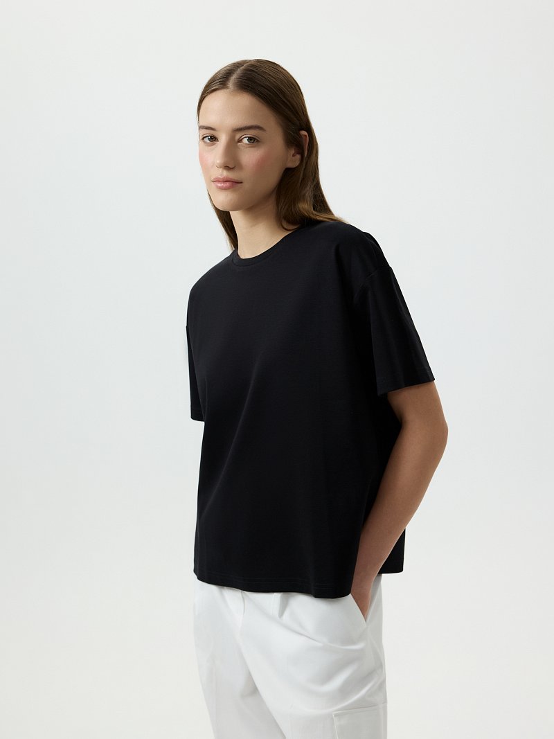 Однотонная футболка из 100% хлопка 