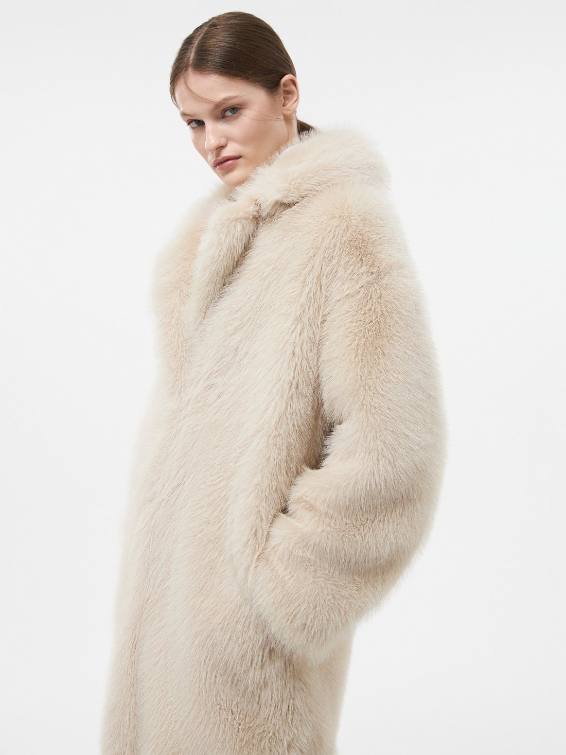 Шуба из искусственного меха: фото №1