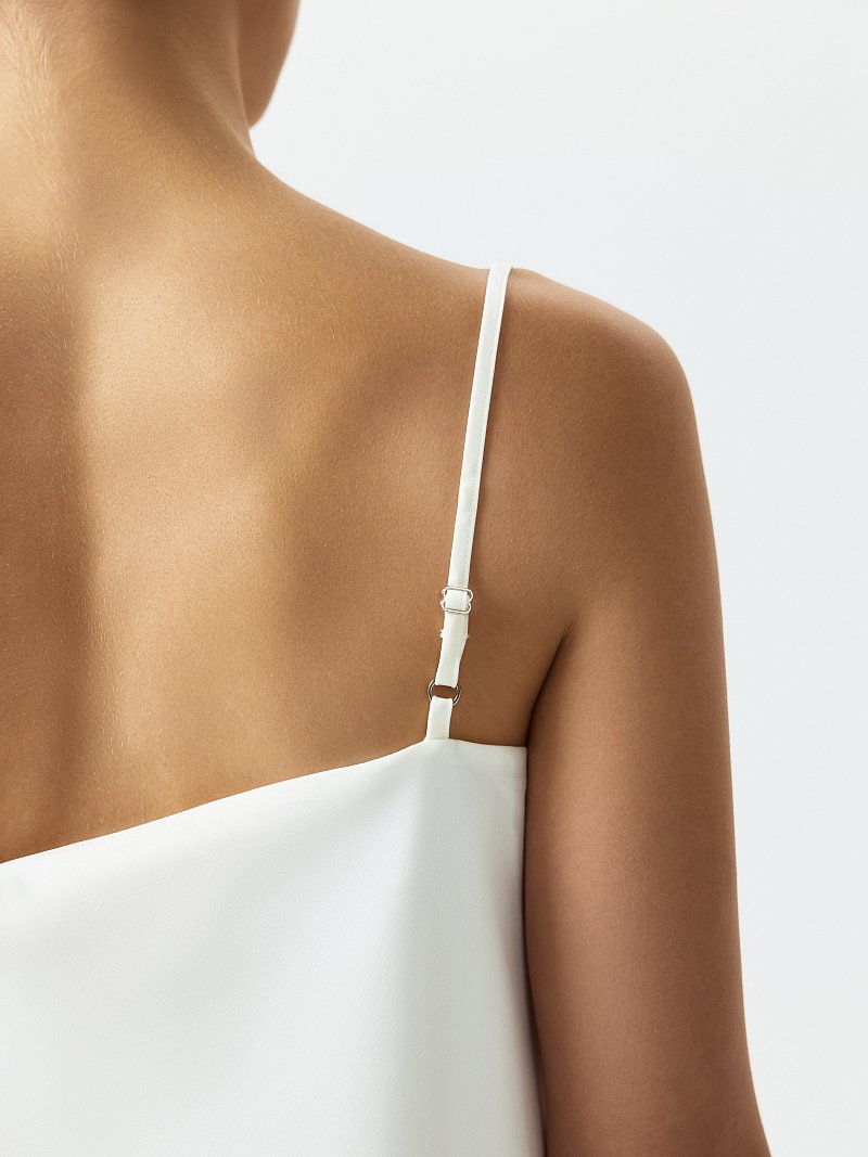 Атласный топ на бретелях