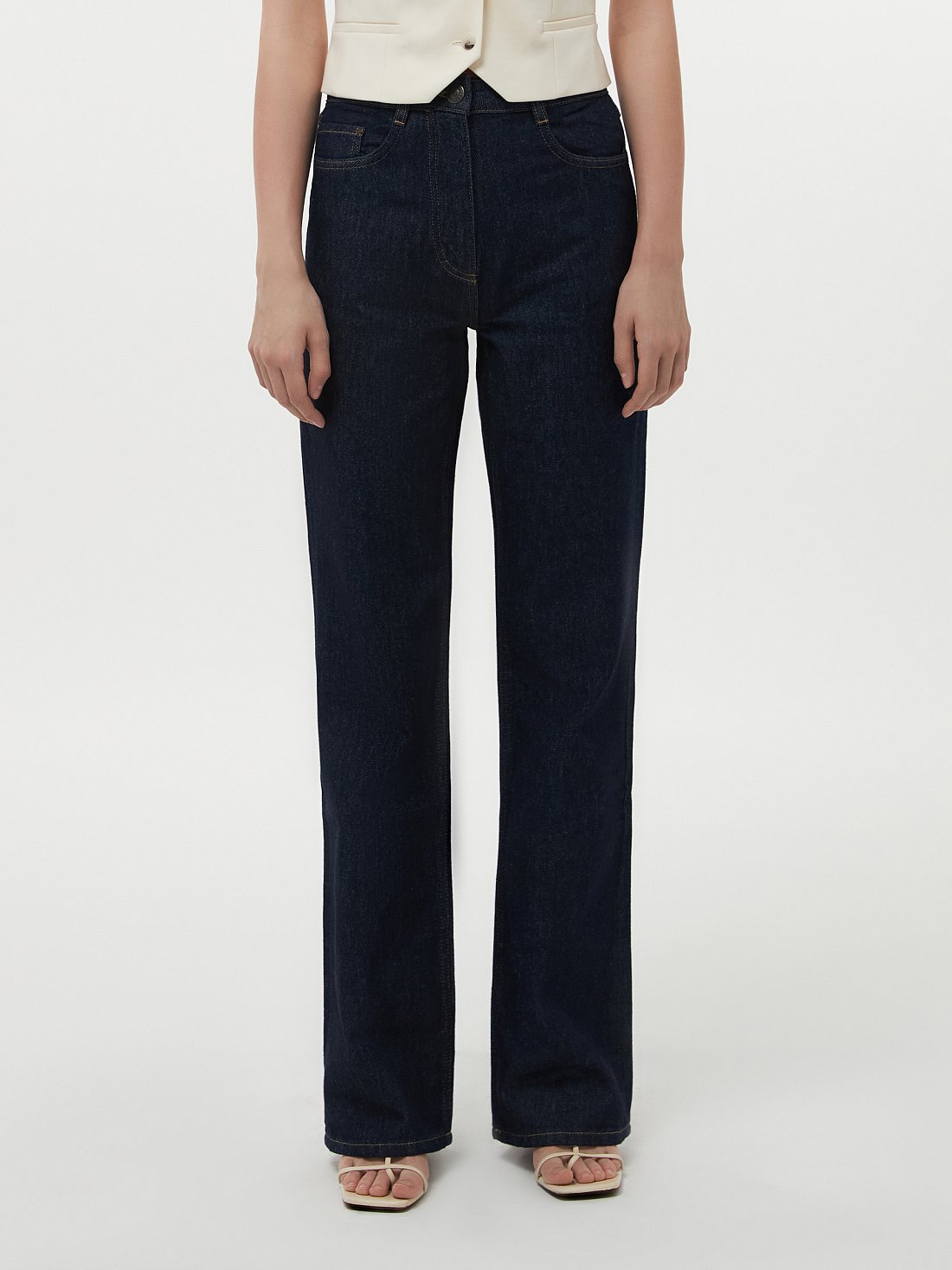 Джинсы расклешенные: фото №1