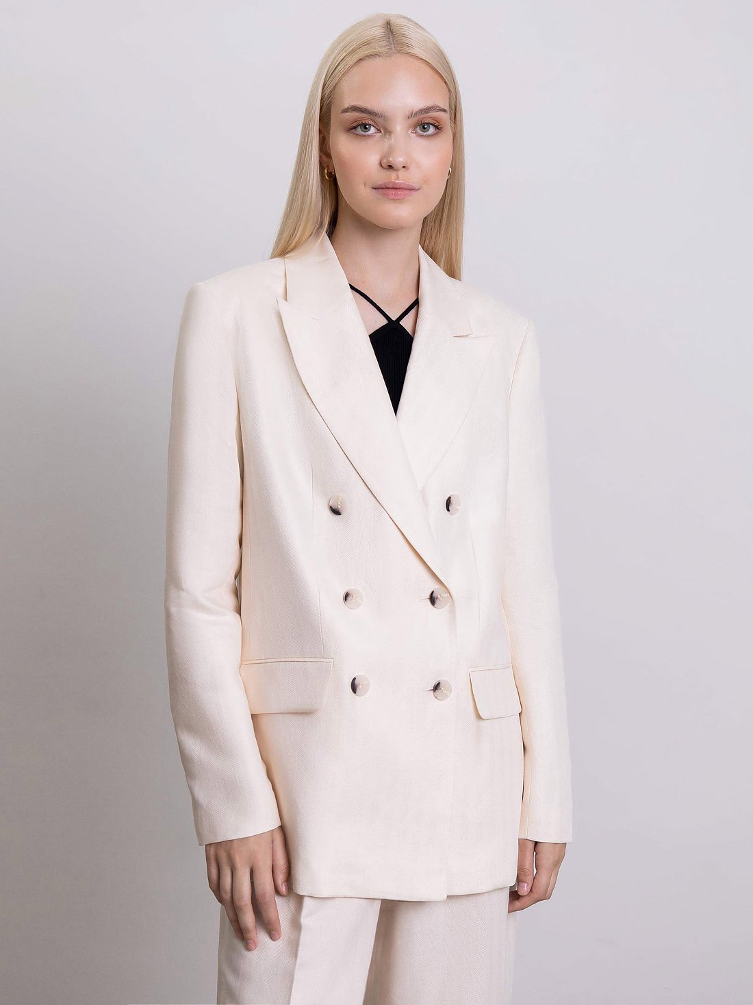 Прямой двубортный жакет : фото №1