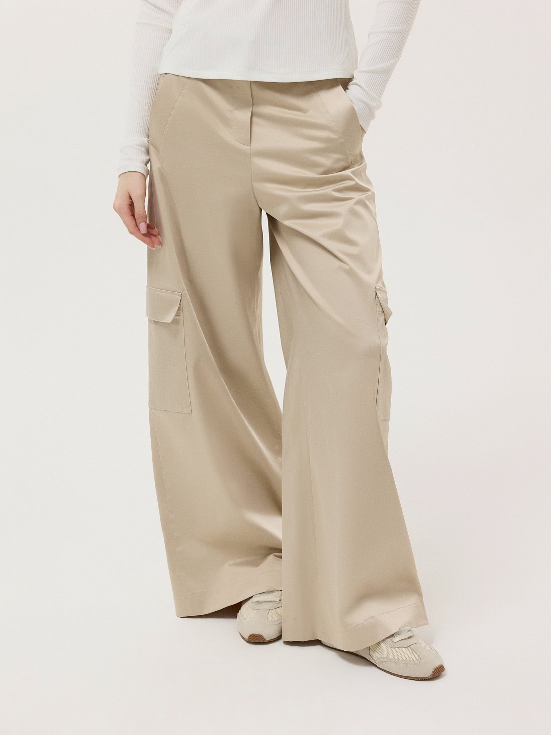 Атласные брюки-карго: фото №1