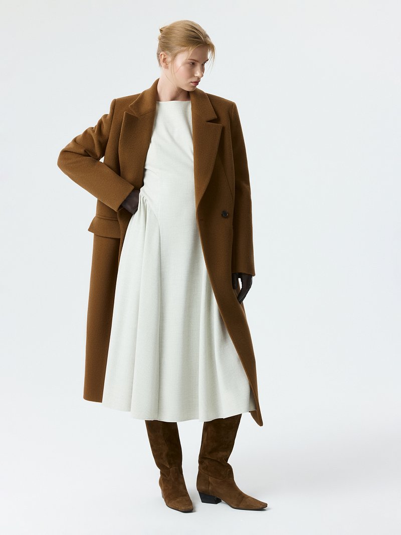 Прямое пальто из шерсти