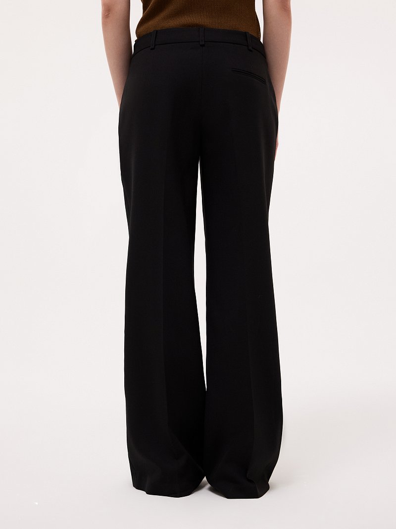 Расклешенные брюки со стрелками (Р158)