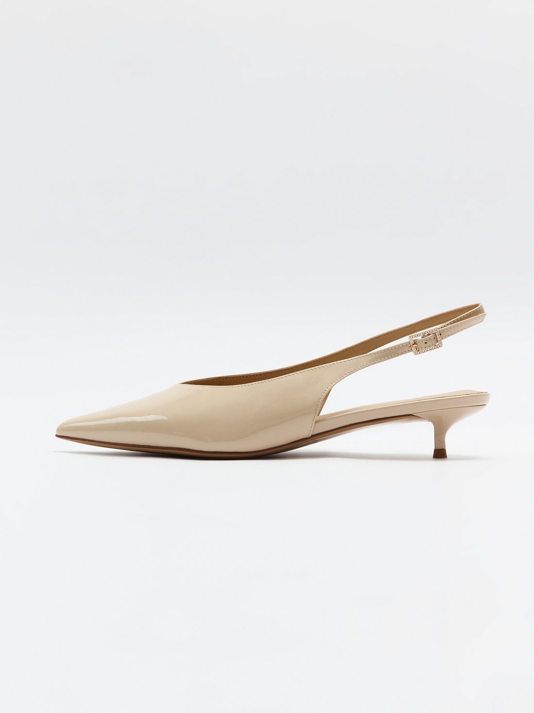 Лаковые туфли с открытой пяткой: фото №1