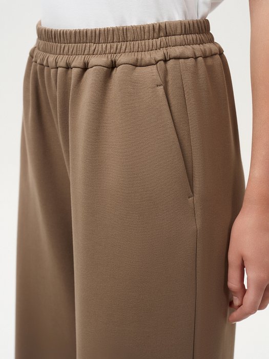 Трикотажные брюки на резинке: фото №2