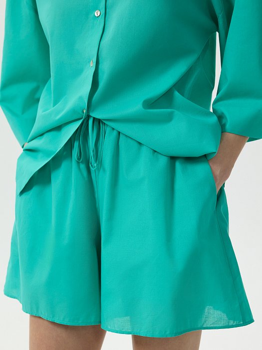 Свободные шорты из хлопка: фото №2