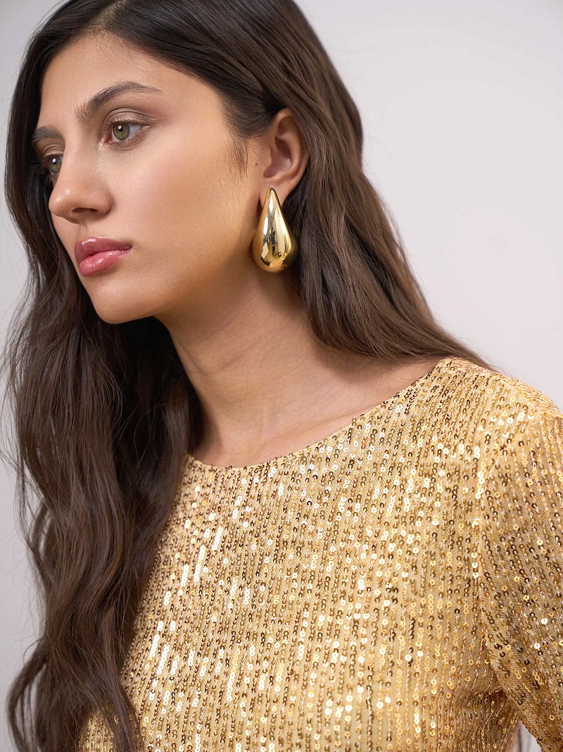 Вечернее платье с пайетками