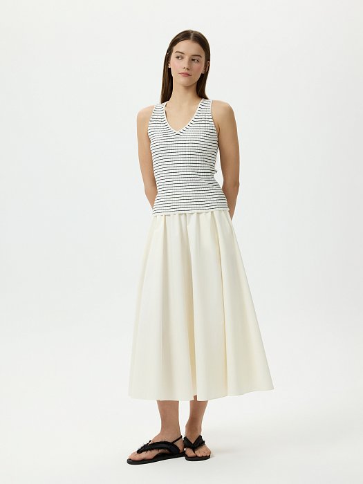 Полосатый топ в рубчик: фото №4