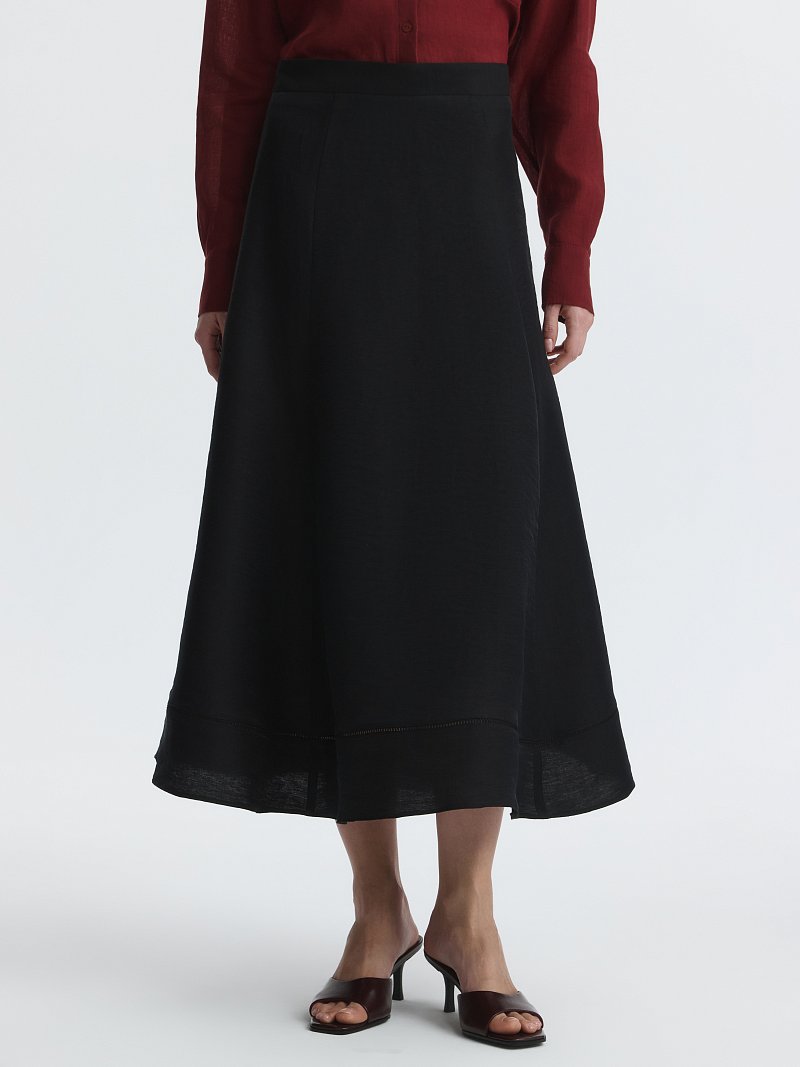 Расклешенная юбка изо льна