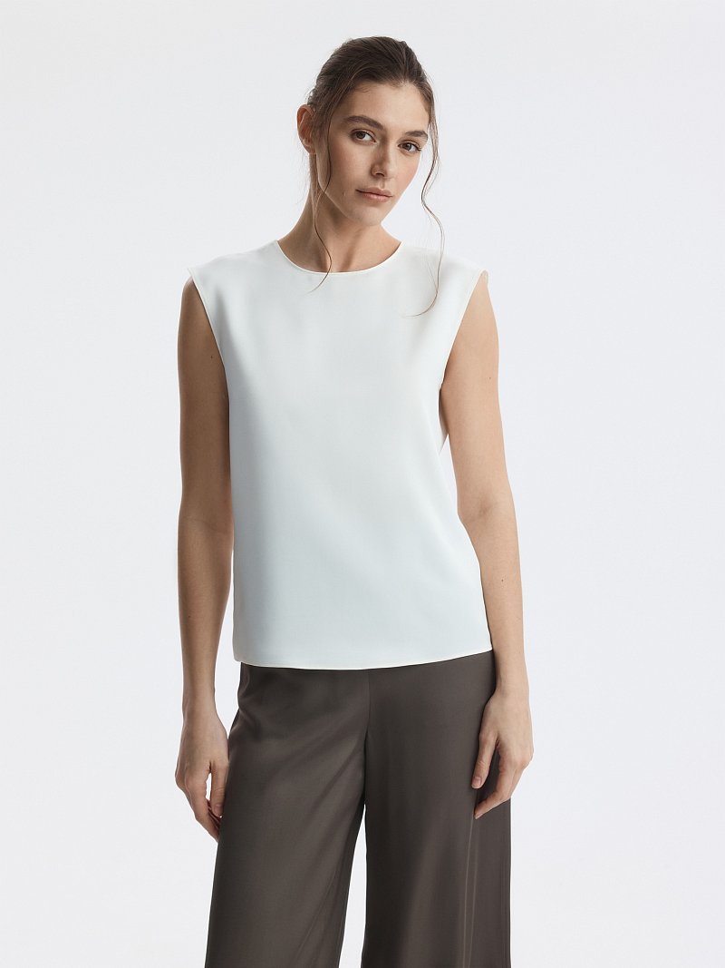 Топ из атласной ткани