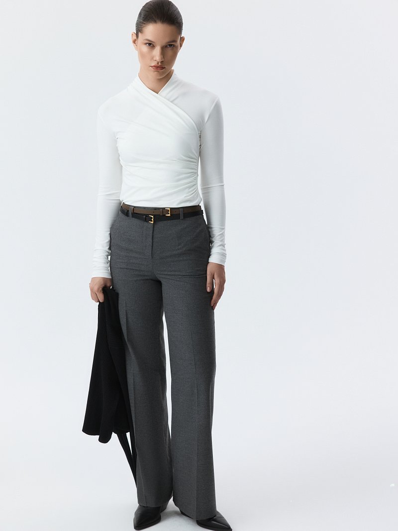 Брюки прямого кроя