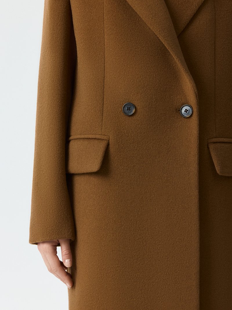 Прямое пальто из шерсти