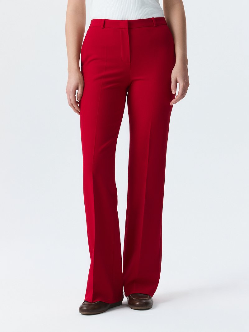 Костюмные брюки-клеш