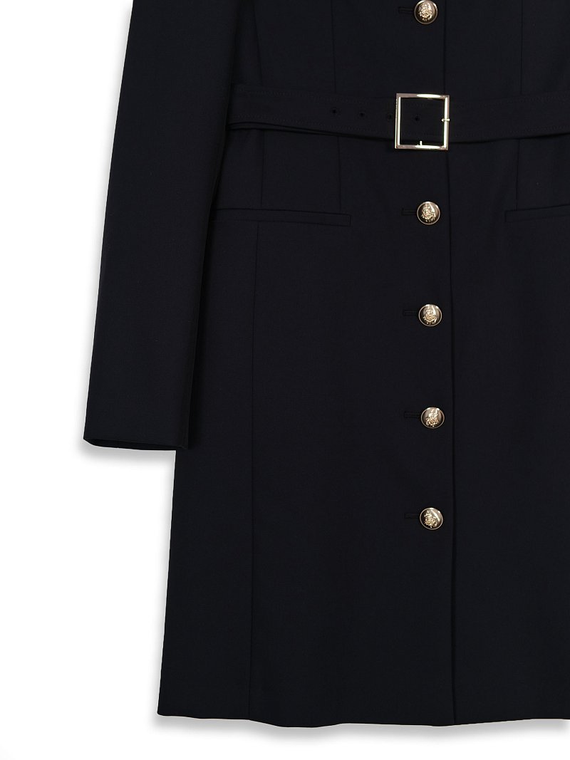 Платье из костюмной ткани с поясом