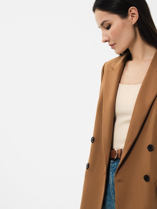 Двубортный прямой жакет: фото №3