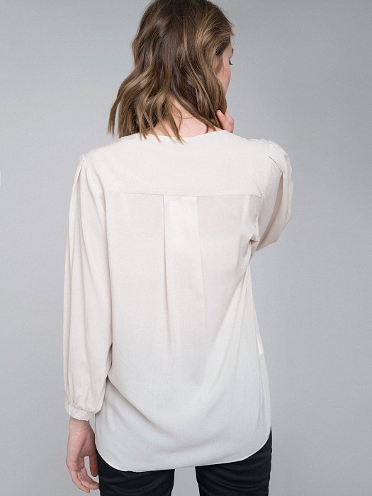 Блуза с объемными рукавами: фото №4