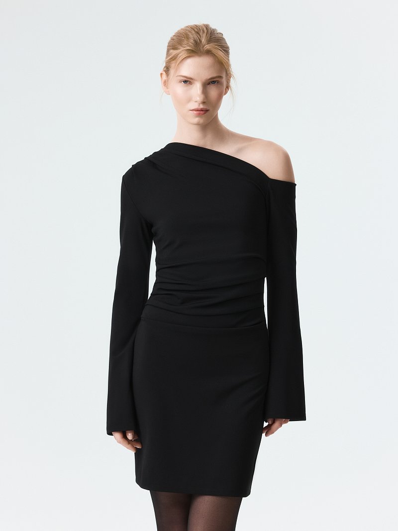 Трикотажное платье-мини с драпировками