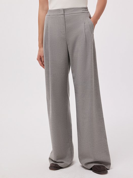 Широкие брюки с защипами: фото №2