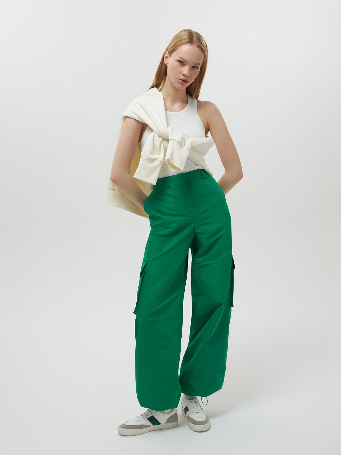 Брюки-карго из плащевой ткани: фото №1