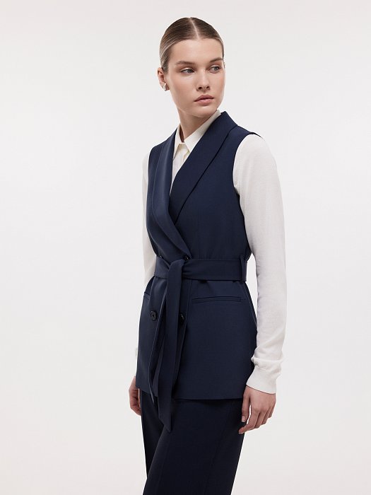 Жилет с поясом: фото №2