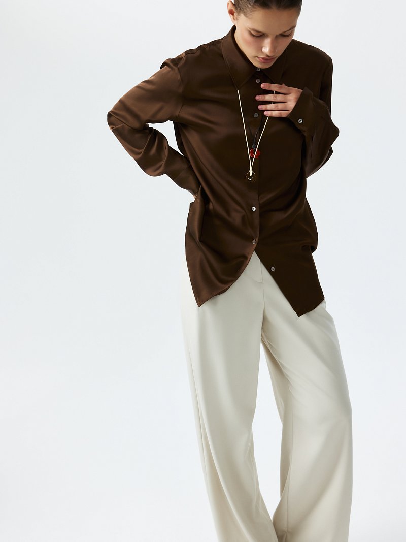 Прямые брюки с защипами