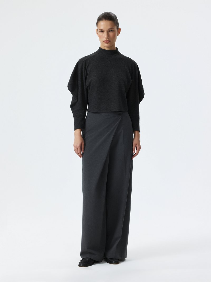 Укороченный джемпер со стойкой