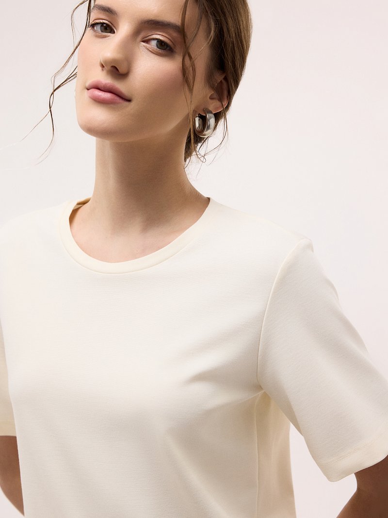 Базовая футболка из вискозы