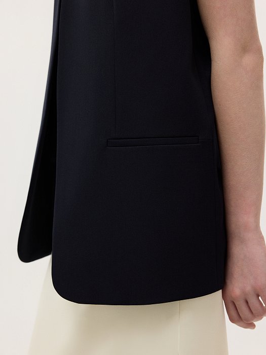 Удлиненный жилет без застежки: фото №4