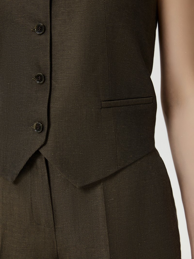 Льняной жилет