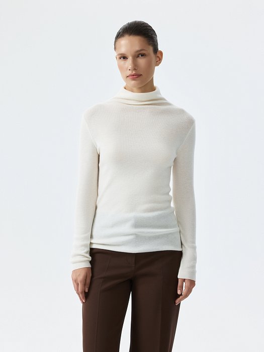 Водолазка с шерстью мериноса: фото №2