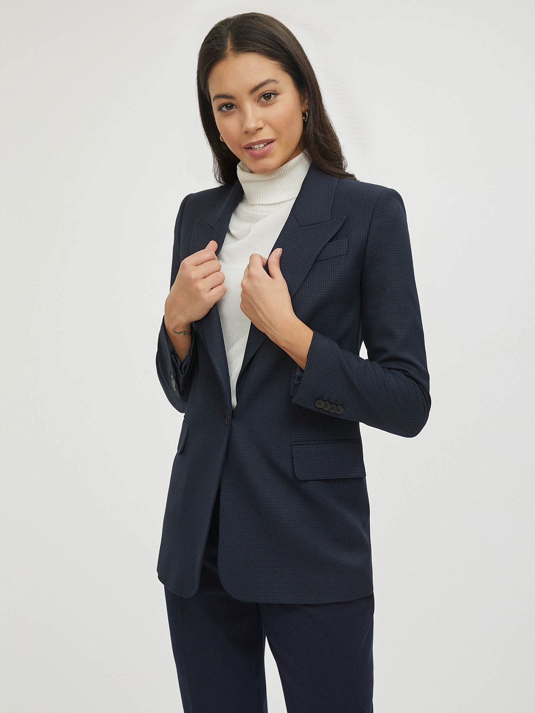 Удлиненный жакет с узором: фото №1