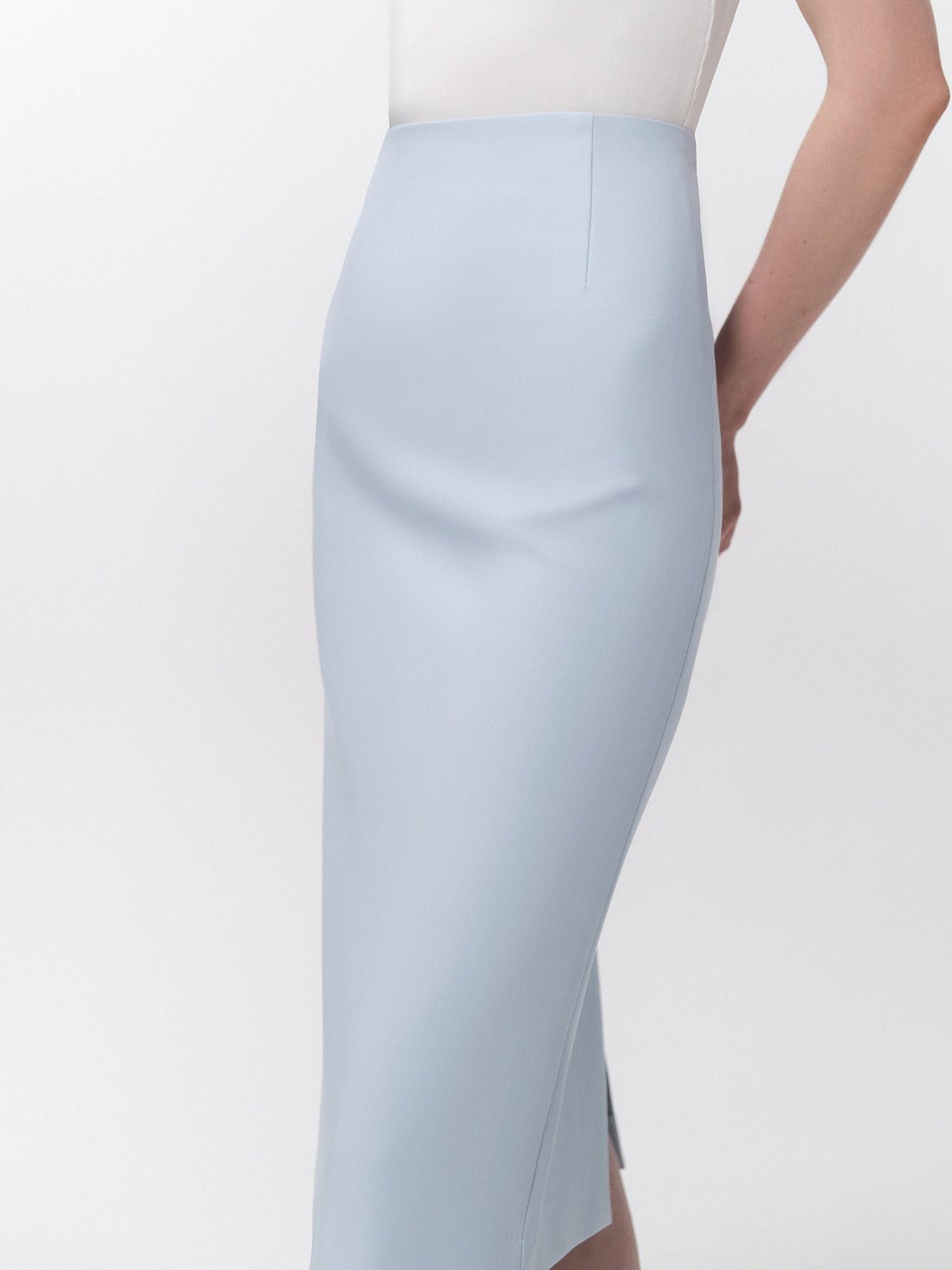 Зауженная юбка-карандаш: фото №1