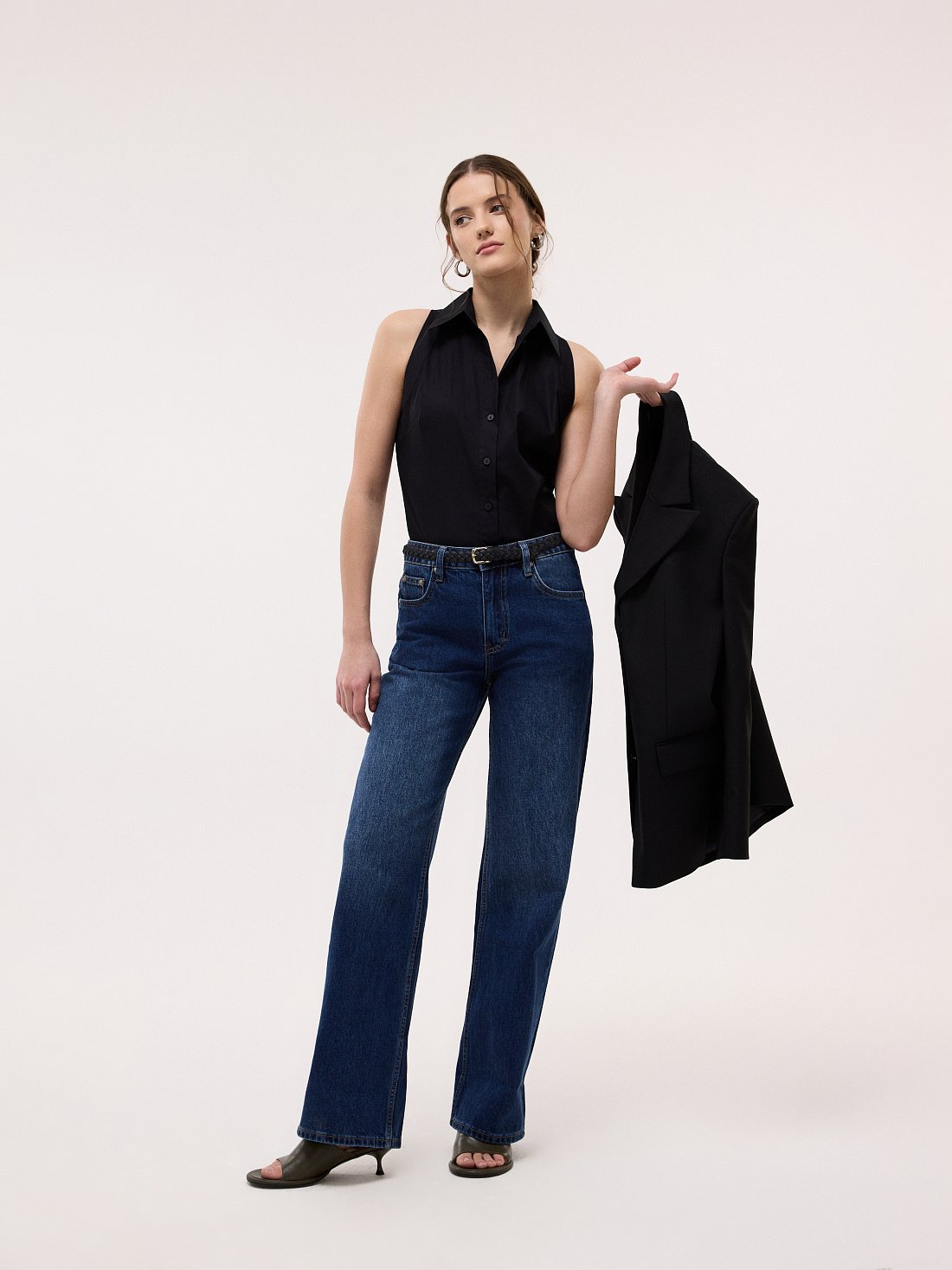 Боди-рубашка без рукавов: фото №1