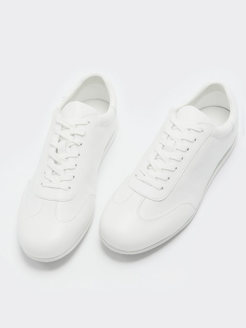 Кроссовки из натуральной кожи