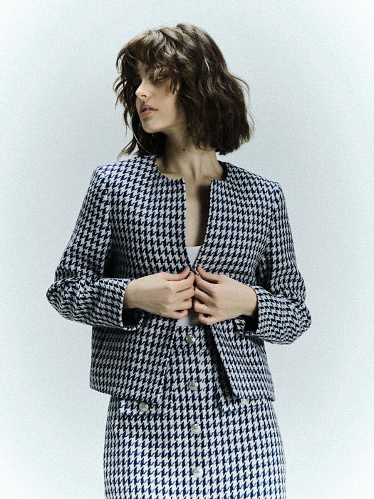 Твидовый жакет без воротника: фото №4