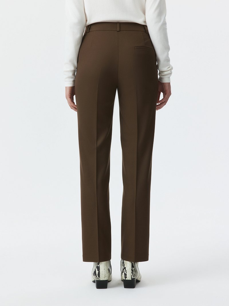 Брюки зауженного кроя