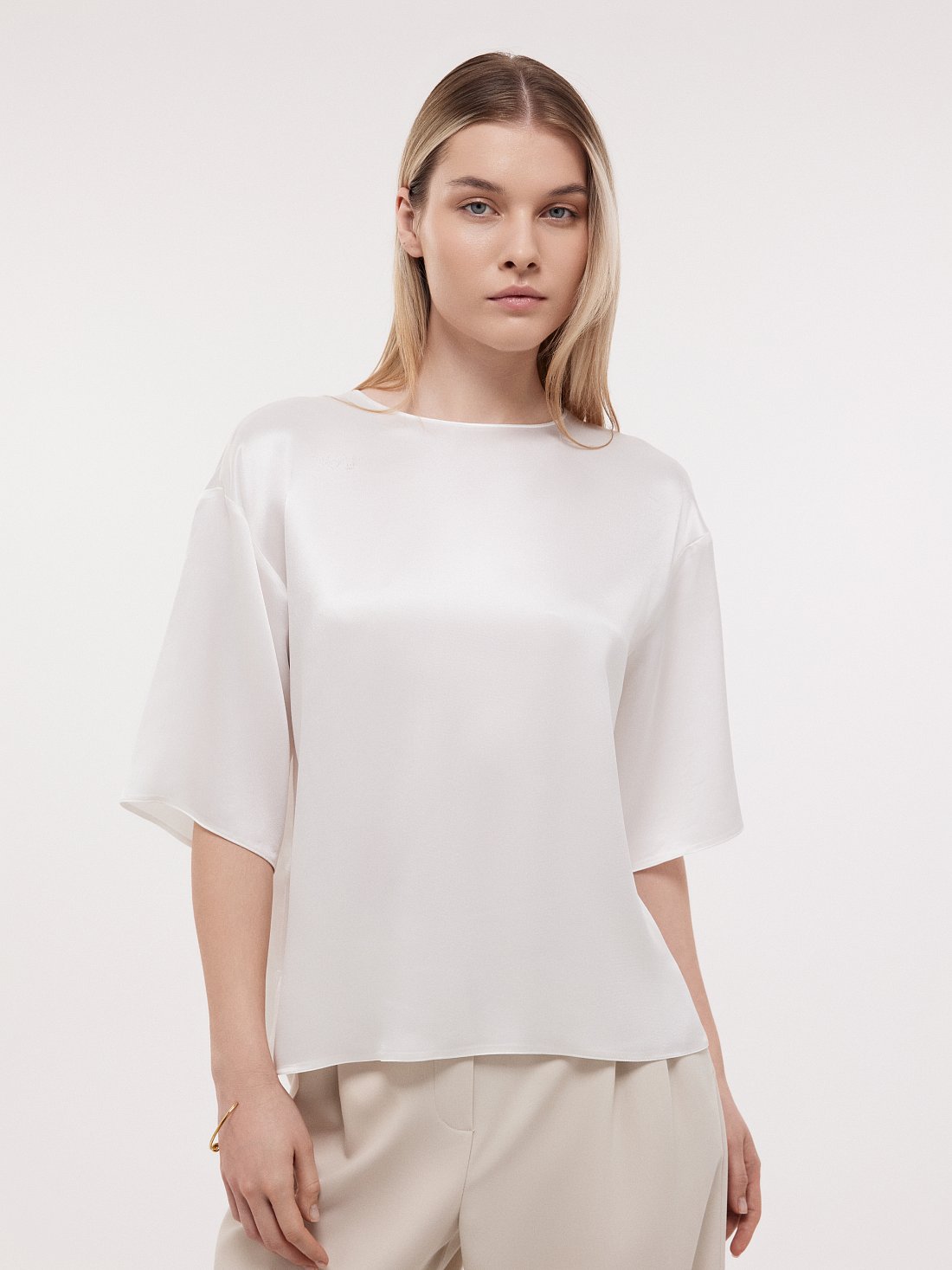 Атласная блуза оверсайз: фото №1