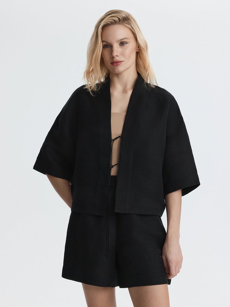 Льняной костюм с шортами