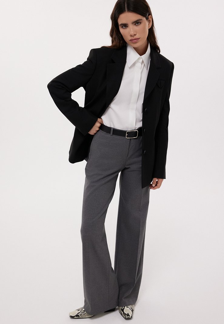 Однобортный жакет прямого кроя