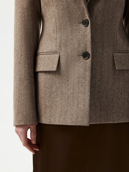 Жакет из твида «в елочку»: фото №3