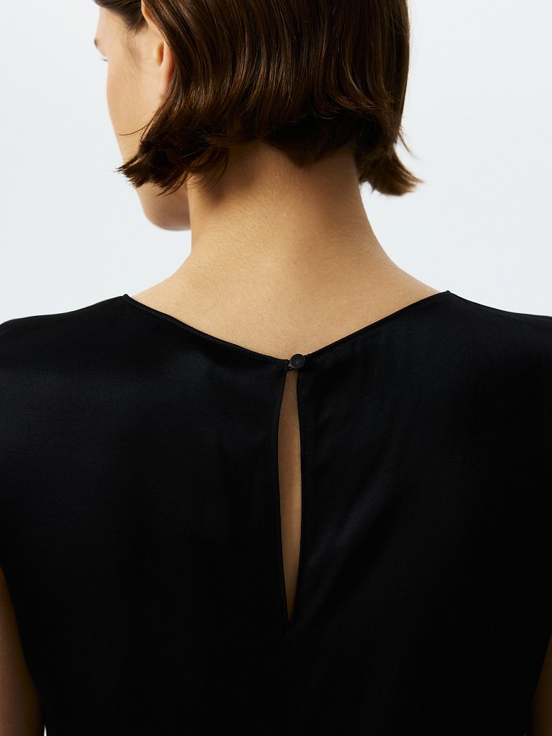 Атласный топ прямого кроя