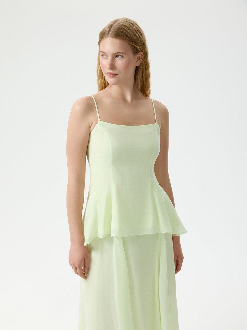 Топ из лиоцелла с баской