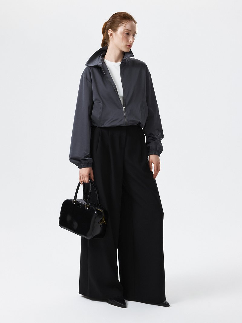 Атласная укороченная куртка