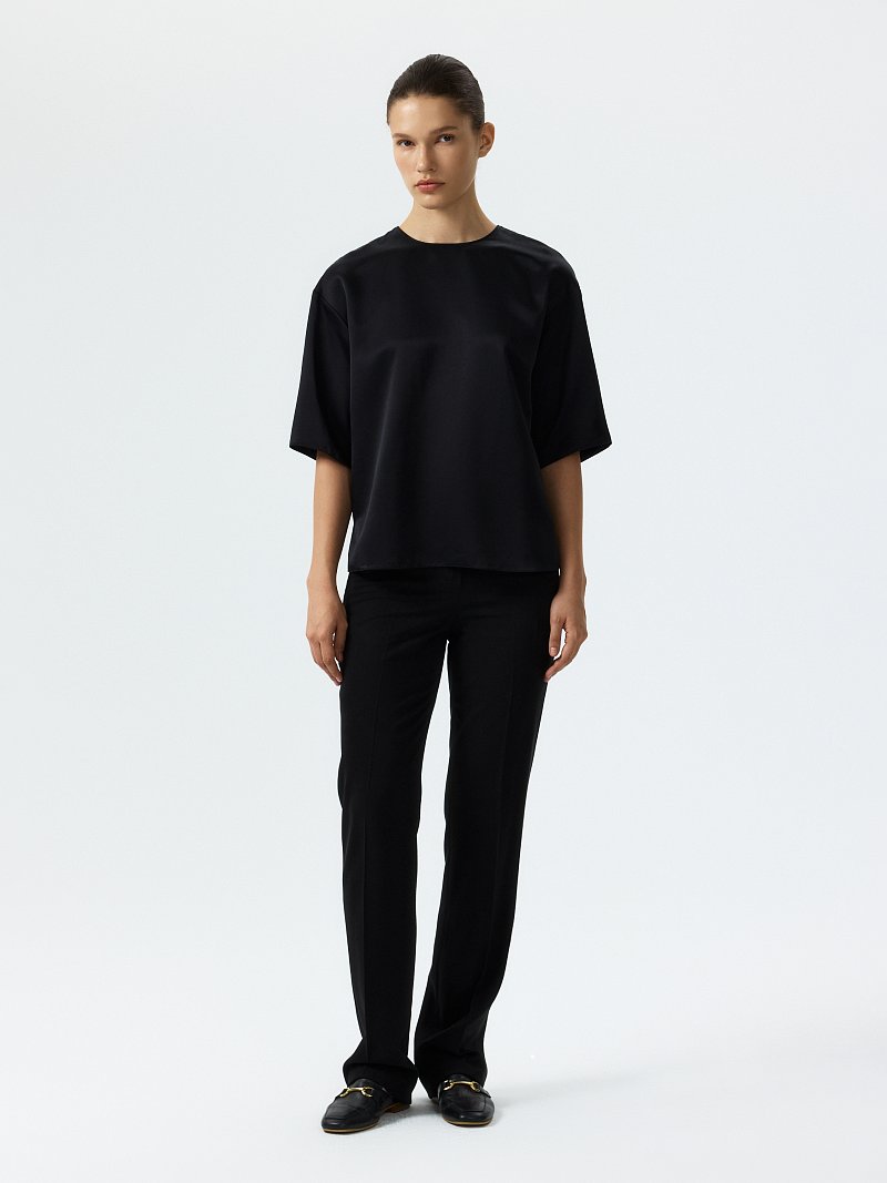 Атласная блуза на молнии