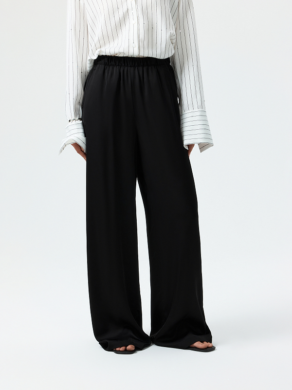 Атласные брюки на резинке