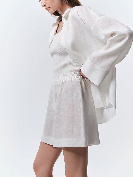 Костюм с рубашкой и шортами: фото №3