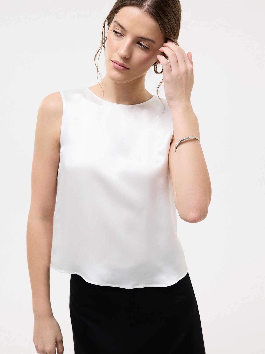 Атласный топ прямого кроя: фото №1